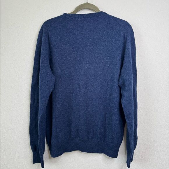 Tahari Men’s Sz XL 100% Cashmere V-Neck Sweater Pullover Navy Blue Minimalist - Picture 5 of 5